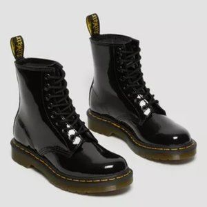 Dr Martens 1460 WOMEN'S PATENT LEATHER LACE UP BOOTS